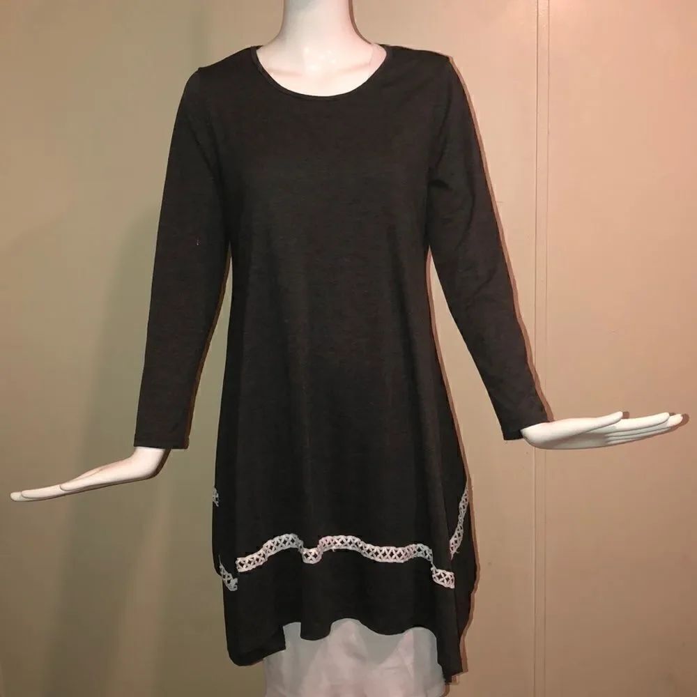 Leezeshaw Tunic